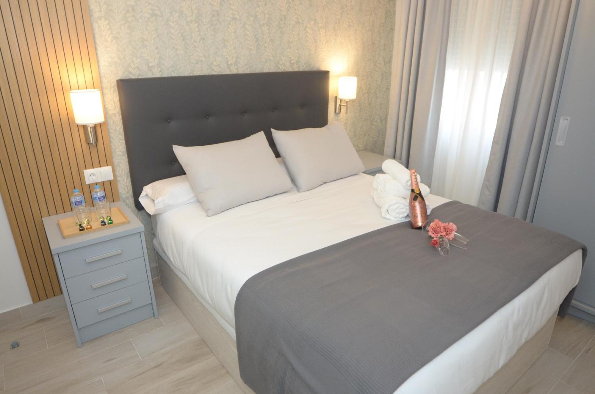 Alojamiento Beethoven Luxury Malaga Exterior photo