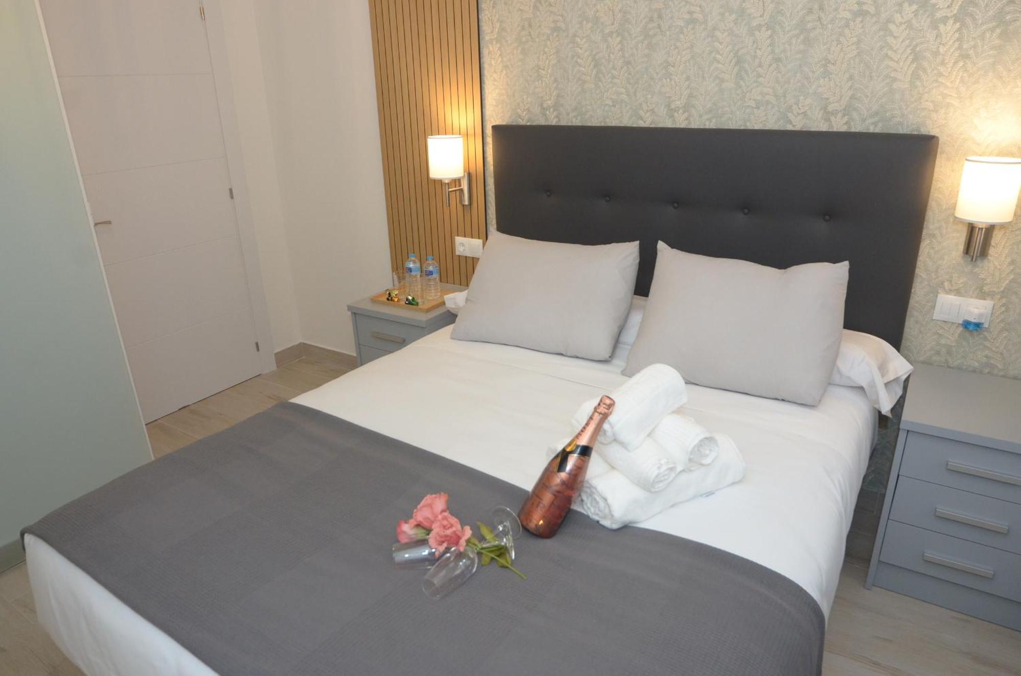 Alojamiento Beethoven Luxury Malaga Exterior photo