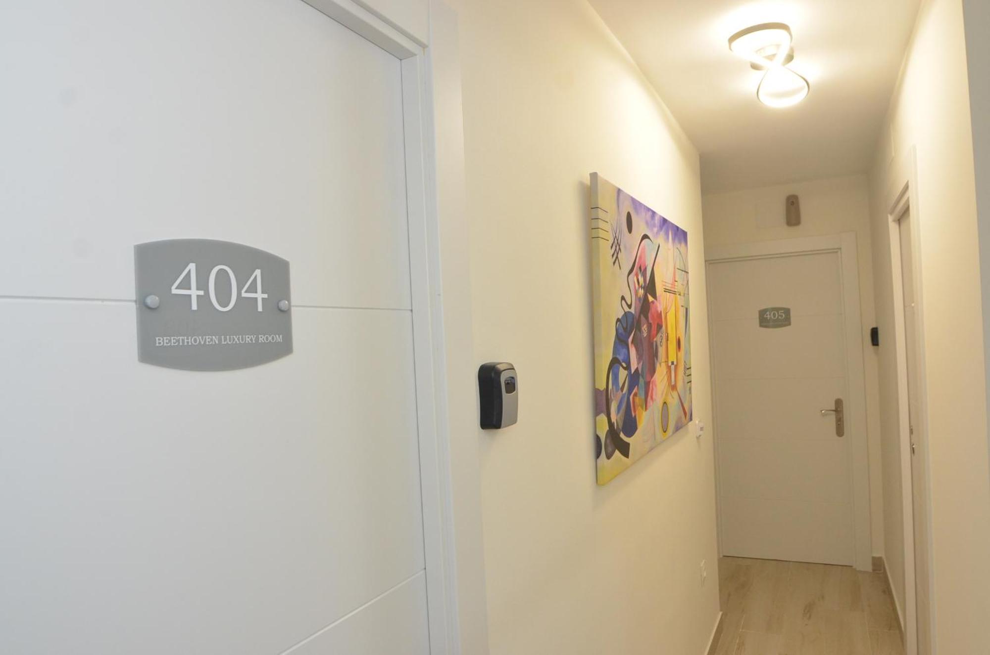 Alojamiento Beethoven Luxury Malaga Exterior photo