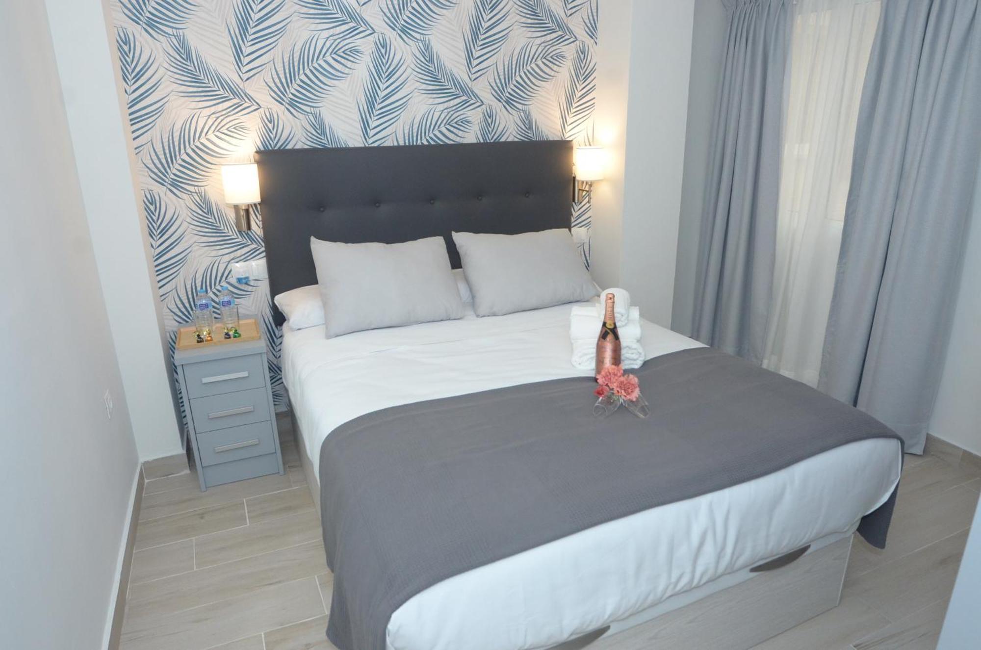 Alojamiento Beethoven Luxury Malaga Exterior photo