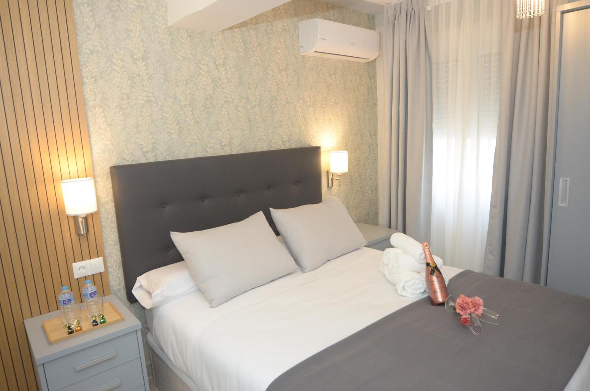 Alojamiento Beethoven Luxury Malaga Exterior photo